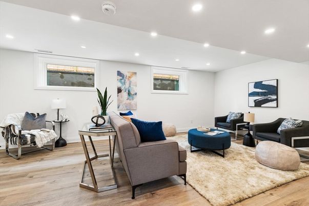 Interior, Living room, Recessed Lighting, Wood Texture Flooring