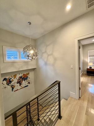Interior, Pendant Lights, Recessed Lighting, Wood Texture Flooring