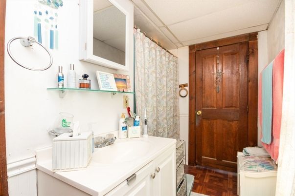 Bathroom, Interior, Wood Texture Flooring