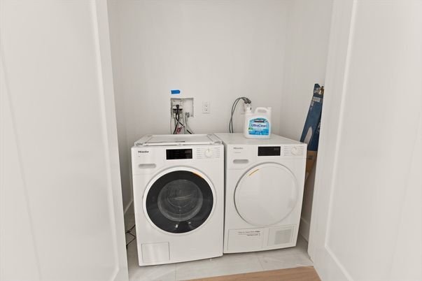 Interior, Washer