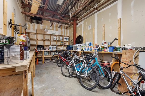 Garage, Interior