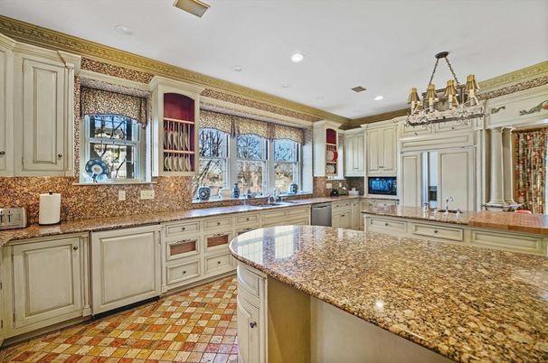 Chandelier, Interior, Kitchen, Recessed Lighting