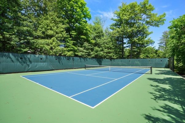 Exterior, Tennis Courts