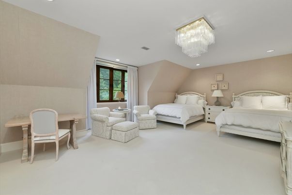 Bedroom, Chandelier, Interior, Recessed Lighting