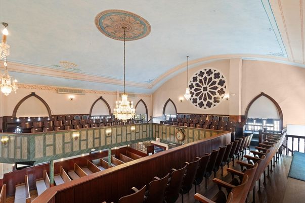 Chandelier, Interior, Pendant Lights