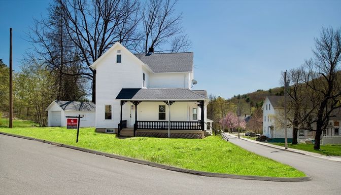 Detached Garage, Exterior, Facade, Farmhouse
