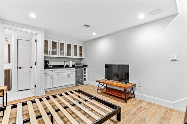 Interior, Recessed Lighting, Wood Texture Flooring