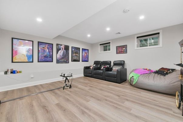 Interior, Recessed Lighting, Wood Texture Flooring