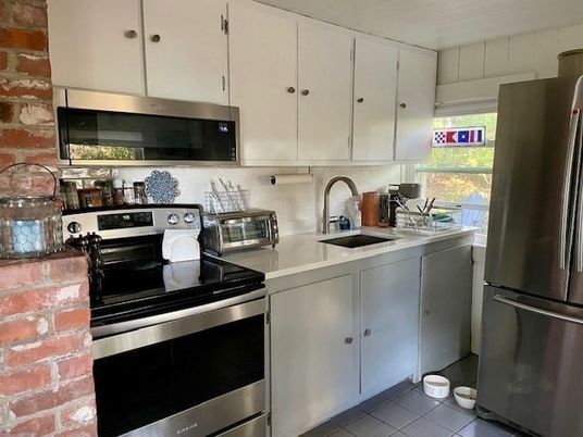 Interior, Kitchen, Stainless Steel Appliances