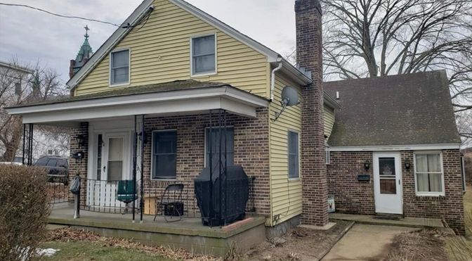 Exterior, Facade, Brick Facade, Queen Anne Victorian