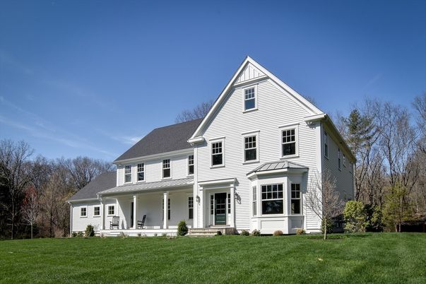 Exterior, Facade, Farmhouse