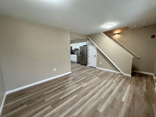 Empty room, Interior, Kitchen, Wood Texture Flooring