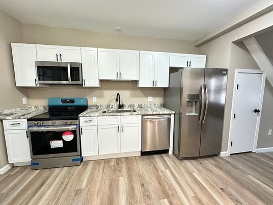 Interior, Kitchen, Stainless Steel Appliances, Wood Texture Flooring