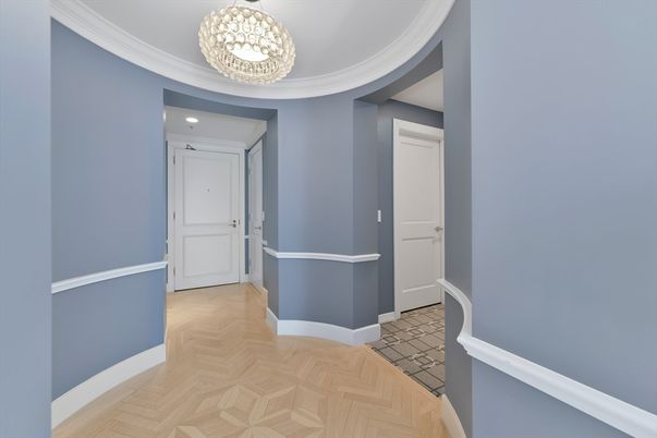 Chandelier, Interior, Recessed Lighting, Wood Texture Flooring