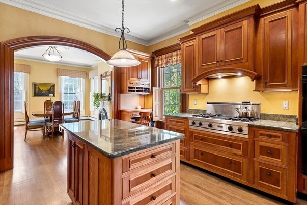 Dining room, Interior, Kitchen, Pendant Lights, Stainless Steel Appliances, Wood Texture Flooring