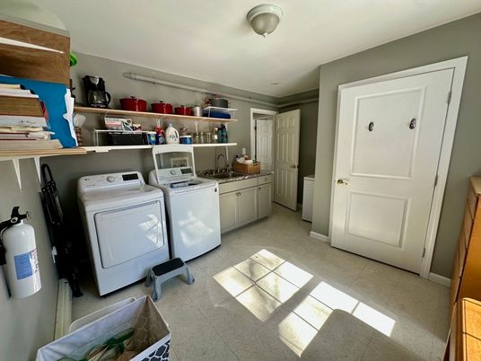 Interior, Washer