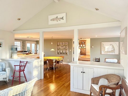 Dining room, Interior, Kitchen, Pendant Lights, Recessed Lighting, Wood Texture Flooring