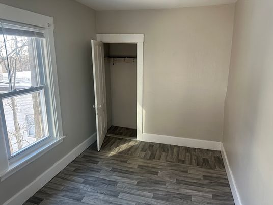 DE Listing image placeholder