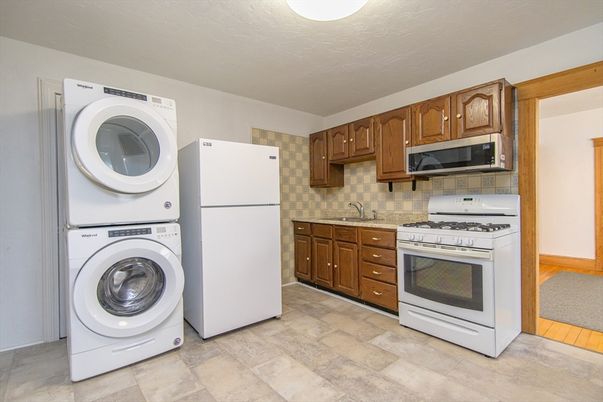 Interior, Kitchen, Washer