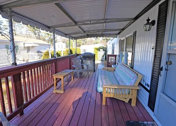 Exterior, Wood Texture Flooring