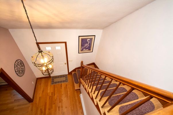 Interior, Pendant Lights, Wood Texture Flooring