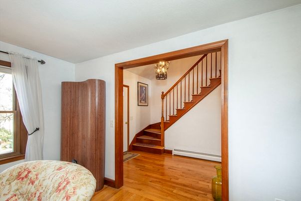 Chandelier, Interior, Wood Texture Flooring