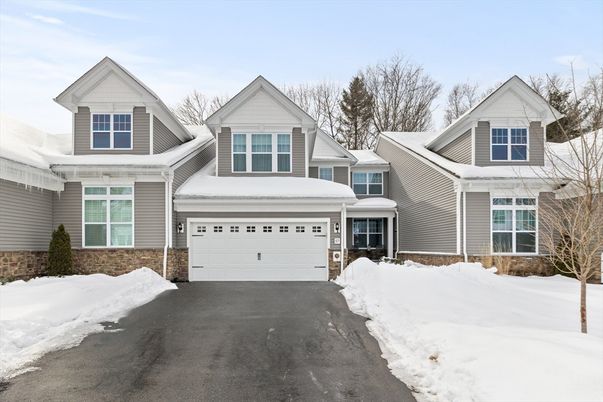 Attached, Exterior, Facade, Farmhouse