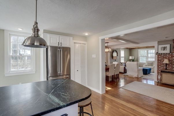 Dining room, Interior, Kitchen, Living room, Pendant Lights, Recessed Lighting, Stainless Steel Appliances, Wood Texture Flooring