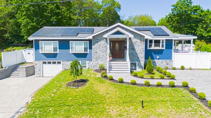 Attached, Exterior, Facade, Solar Panels, Raised Ranch
