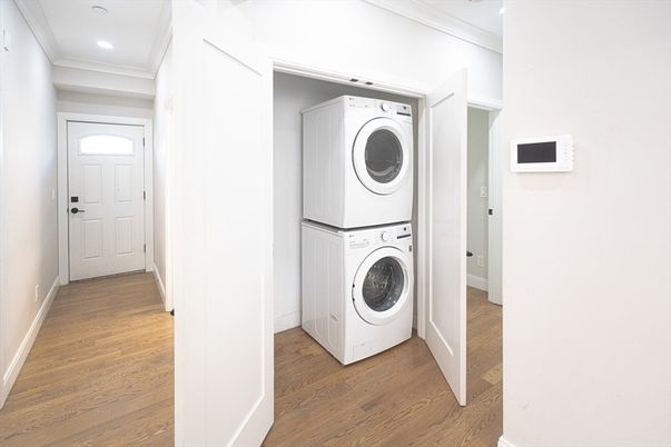 Interior, Recessed Lighting, Utility Closets, Washer, Wood Texture Flooring