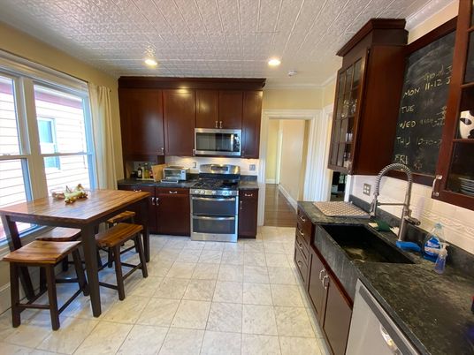 Dining room, Interior, Kitchen, Recessed Lighting, Stainless Steel Appliances