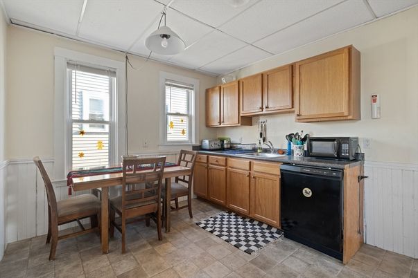 Dining room, Interior, Kitchen, Pendant Lights
