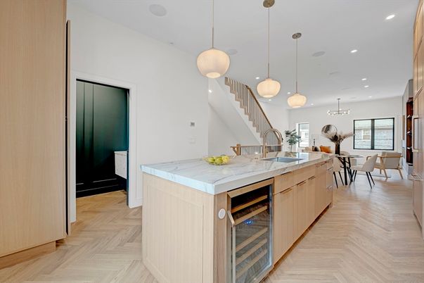 Dining room, Interior, Kitchen, Pendant Lights, Recessed Lighting, Wood Texture Flooring