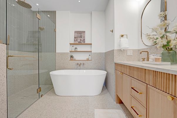 Bathroom, Free Standing Baths, Glass Shower, Interior, Recessed Lighting