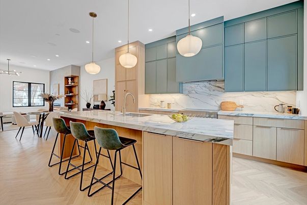 Dining room, Interior, Kitchen, Pendant Lights, Recessed Lighting, Wood Texture Flooring