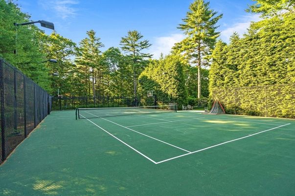 Exterior, Tennis Courts