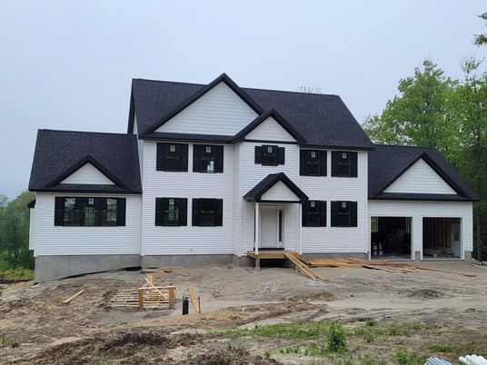 Exterior, Facade, Farmhouse
