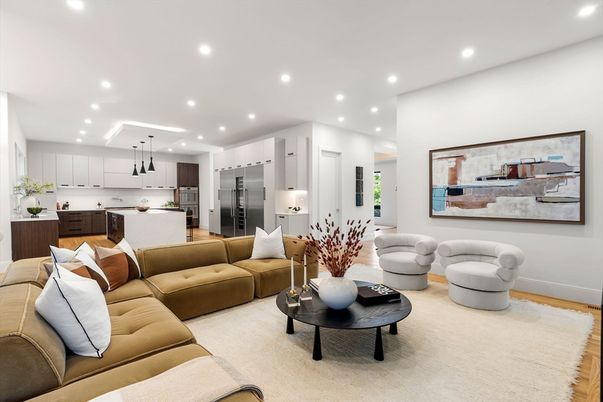 Interior, Kitchen, Living room, Pendant Lights, Recessed Lighting, Stainless Steel Appliances