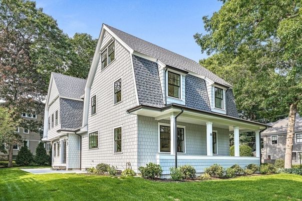 Exterior, Facade, Cape Cod