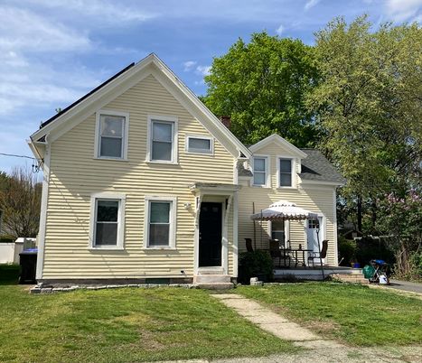 Exterior, Facade, Farmhouse