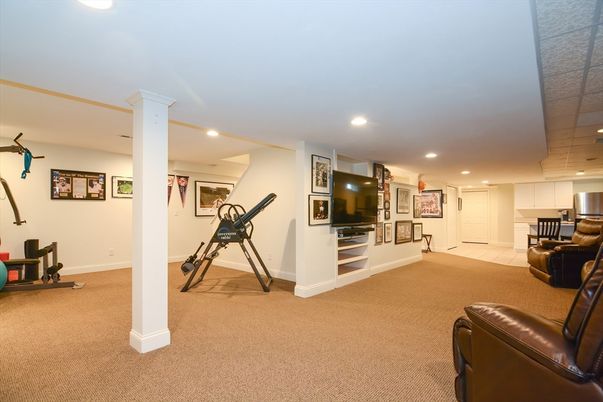 Fitness Equipment, Interior, Recessed Lighting