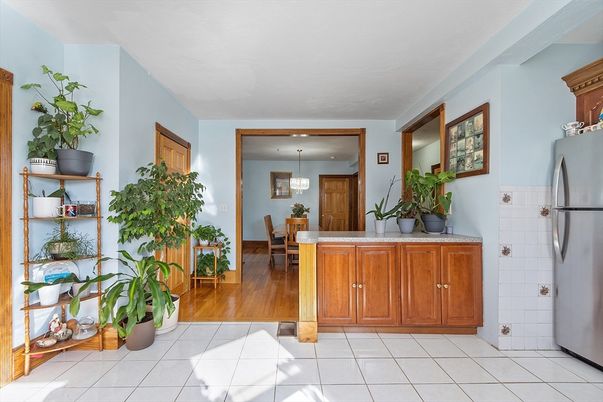 Dining room, Interior, Kitchen, Pendant Lights, Wood Texture Flooring