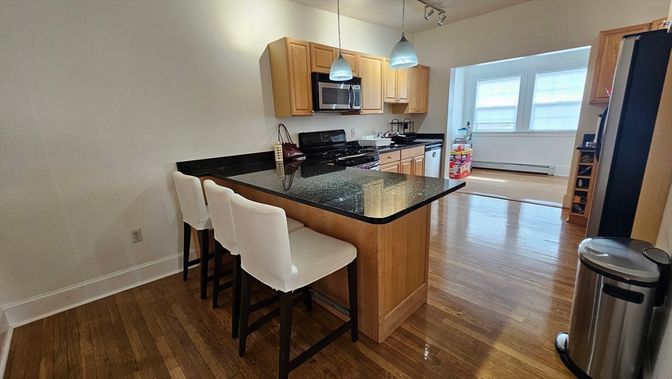 Interior, Kitchen, Pendant Lights, Wood Texture Flooring