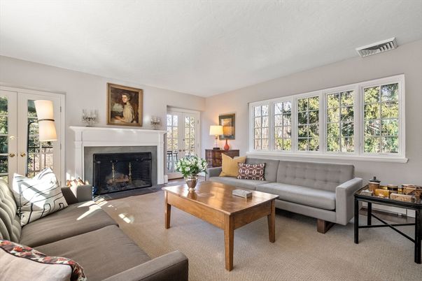 Fireplace, Interior, Living room