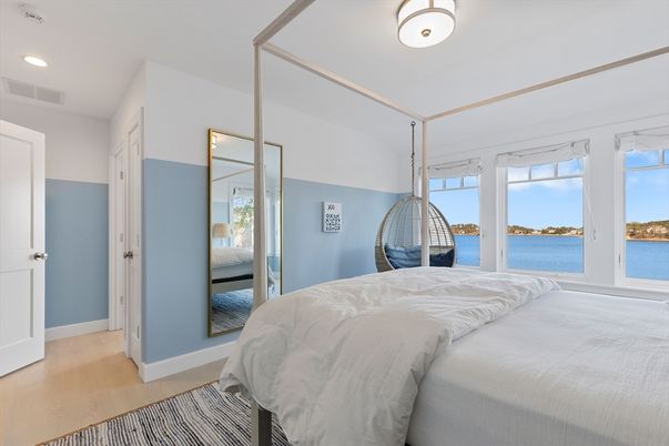 Bedroom, Interior, Recessed Lighting, Water, Wood Texture Flooring