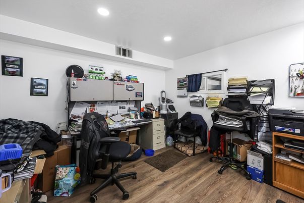 Home Office, Interior, Recessed Lighting, Wood Texture Flooring