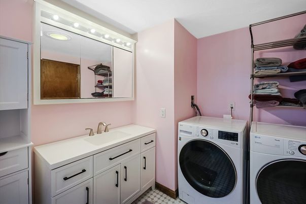 Interior, Washer