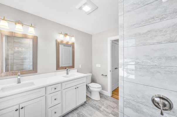 Bathroom, Dual Sink Vanities, Interior