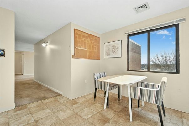 Dining room, Interior