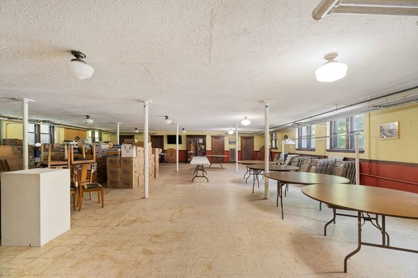 Dining room, Interior
